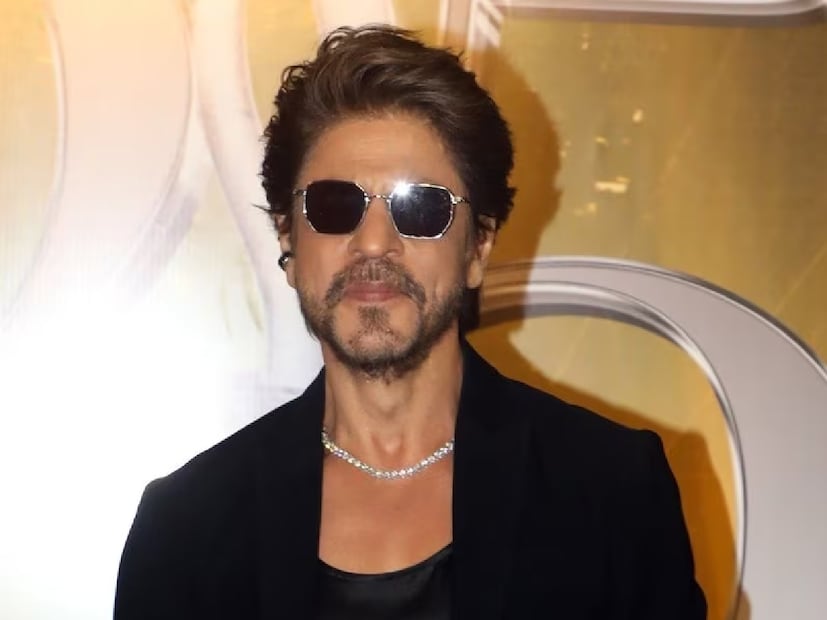 করণ অর্জুন-সানি দেওল এবং অজয় ​​দেবগন প্রথম পছন্দ ছিল, কিন্তু শিডিউল সংক্রান্ত সমস্যার কারণে শাহরুখ এবং সালমান খানকে এই ছবিতে নেওয়া হয়েছিল। তাদের রসায়ন রাকেশ রোশনের এই অ্যাকশন-ড্রামাটিকে ব্লকবাস্টার করে তুলেছিল।