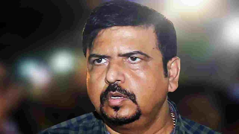 সেই সময় সুজিত বসু জানান, 