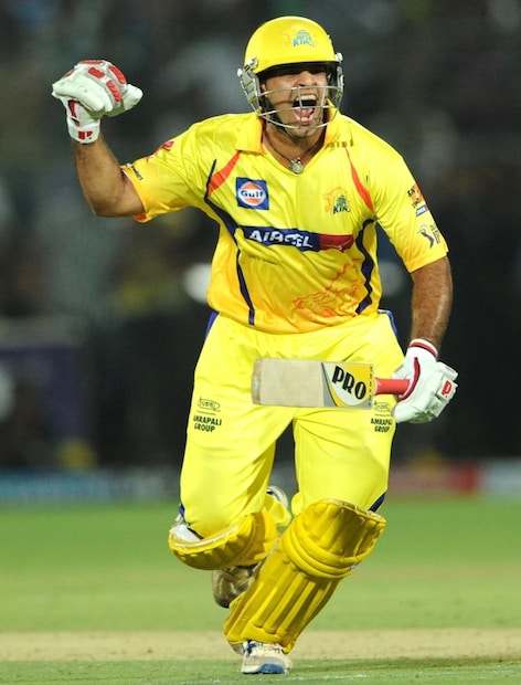 এখানে কথা হচ্ছে অনিরুদ্ধ শ্রীকান্তকে নিয়ে। অনিরুদ্ধ শ্রীকান্ত ২০০৮ থেকে ২০১৪ সালের মধ্যে ১৫টি আইপিএল ম্যাচ খেলেছেন। তিনি চেন্নাই সুপার কিংসের পাশাপাশি সানরাইজার্স হায়দরাবাদেরও অংশ ছিলেন।