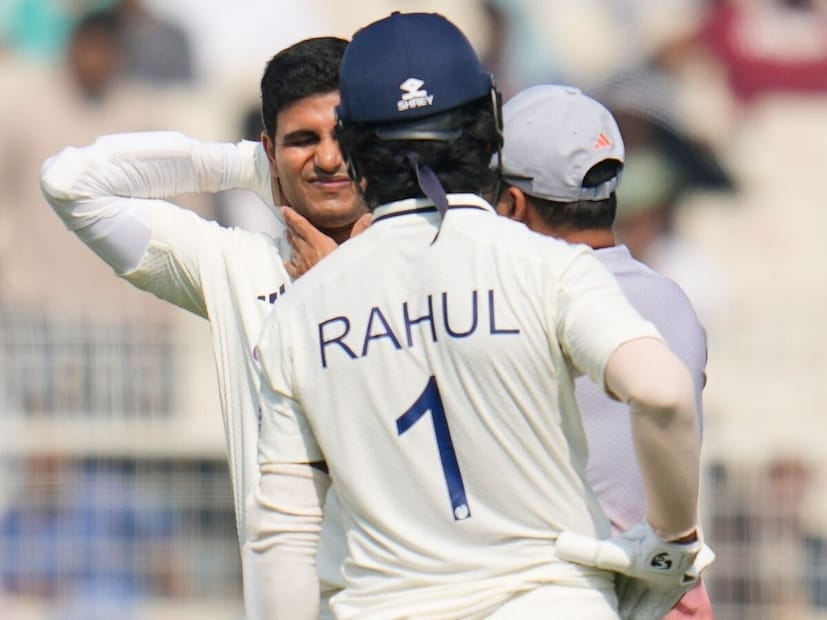 দুই দলের মধ্যে দ্বিতীয় টেস্ট ম্যাচটি ২২ থেকে ২৬ নভেম্বর পর্যন্ত গুয়াহাটিের বারসাপাড়া ক্রিকেট স্টেডিয়ামে অনুষ্ঠিত হবে। কলকাতা টেস্টের দ্বিতীয় দিনে অধিনায়ক শুভমান গিলের ঘাড়ে চোট লেগেছিল, যার কারণে তিনি দ্বিতীয় ইনিংসে ব্যাট করতে নামেননি। দ্বিতীয় ম্যাচে তাঁর খেলা নিয়ে এখনও অনিশ্চয়তা রয়েছে।