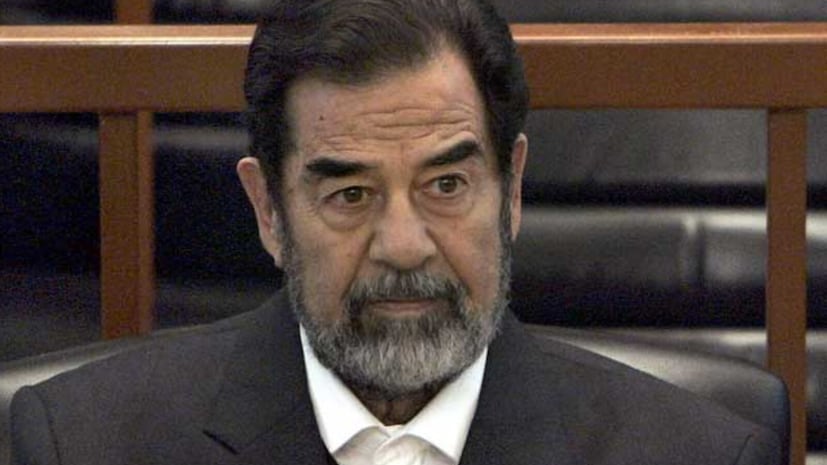 সাদ্দাম হোসেন (ইরাক): মানবতাবিরোধী অপরাধের জন্য দোষী সাব্যস্ত, প্রাক্তন প্রেসিডেন্টকে ২০০৬ সালে ফাঁসিতে ঝুলিয়ে মৃত্যুদণ্ড কার্যকর করা হয়। (Image: X)