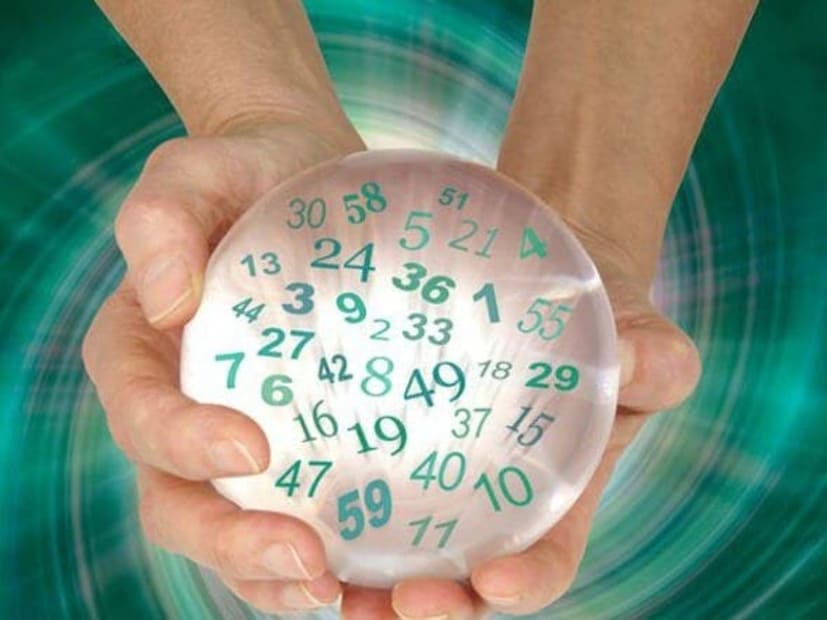 শুভ সংখ্যা: অন্যদিকে, যদি আপনার মোবাইল বা গাড়ির নম্বরে বারবার ১, ৩, ৫ বা ৯ সংখ্যা থাকে, তাহলে এটি ভাগ্য, সমৃদ্ধি এবং ইতিবাচক শক্তি আকর্ষণ করে বলে বিশ্বাস করা হয়। এই সংখ্যা গুলি আত্মবিশ্বাসকে শক্তিশালী করে এবং বৃদ্ধির জন্য নতুন দরজা খুলে দেয় বলে মনে করা হয়।