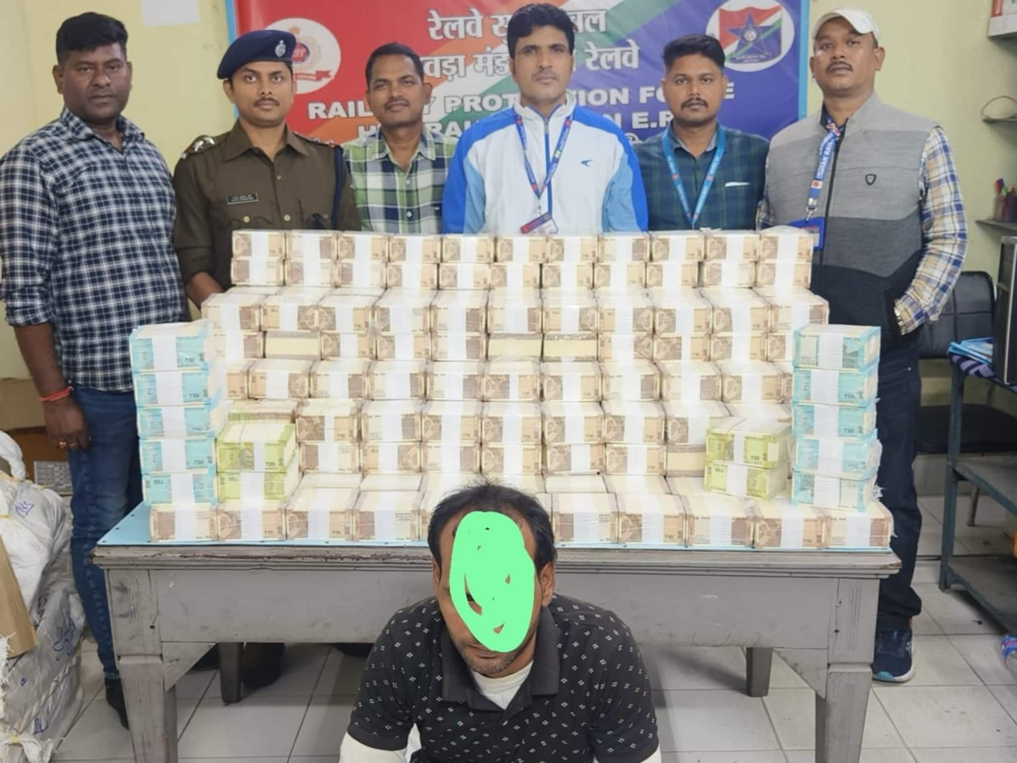 Howrah News: হাওড়া স্টেশন থেকে উদ্ধার ৩৭ লক্ষ ৬৪ হাজার টাকা, গ্রেফতার ১