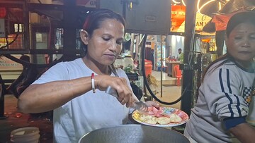 শিলিগুড়িতে ভাইরাল ‘মালাই মোমো’, সংগ্রামের পথ পেরিয়ে পম্পার হাতে জন্ম নতুন স্বাদের দুনিয়া