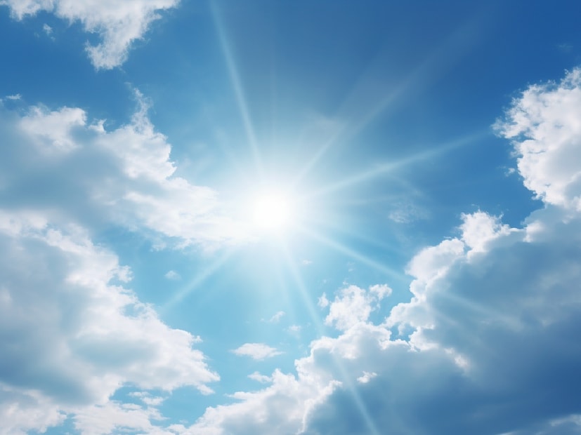 আপনি যদি চান সূর্যের রশ্মি আপনার শরীরে শক্তি জোগাতে, ভিটামিন ডি-এর ঘাটতি দূর করতে এবং আপনার হাড়কে মজবুত করতে চায়, তবে এর জন্য আপনাকে ছোট পোশাক পরে রোদে বসতে হবে। ছোট জামাকাপড় পরে প্রতিদিন দুই ঘণ্টা রোদে বসে থাকলে অবশ্যই সুস্থ থাকবেন এবং হাড় মজবুত থাকবে।