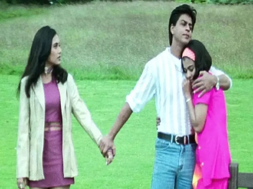 তিনি আরও ইঙ্গিত দিয়েছিলেন যে টিনার ভূমিকাটি (রানি অভিনীত চরিত্র) জাহ্নবী কাপুর বা সারা আলি খানের কাছে যেতে পারে। 