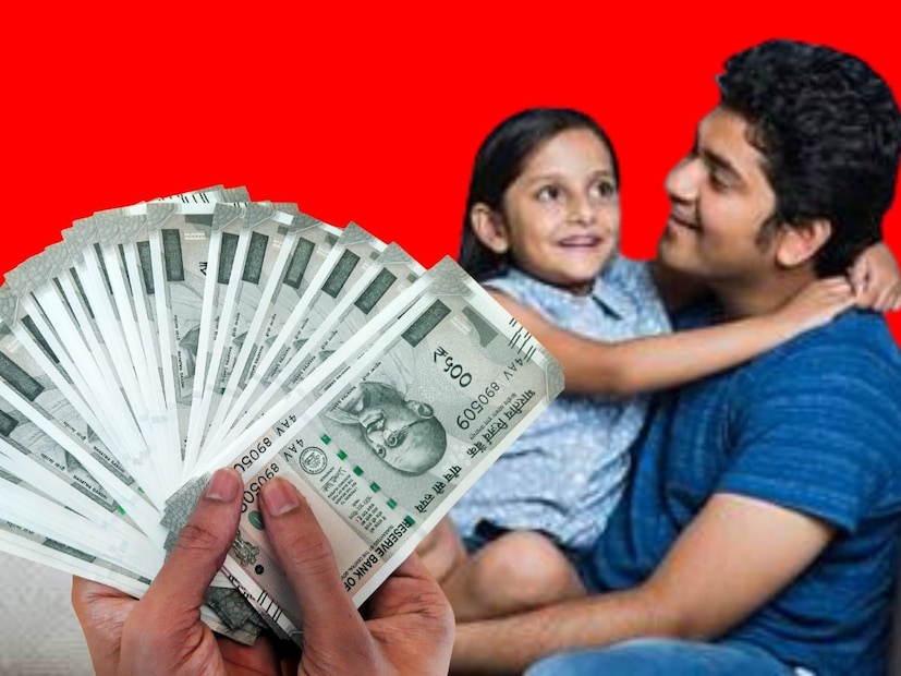 যাঁরা ইপিএফ-এ অবদান রাখেন তাঁরা ভিপিএফ-এর আওতায় আসেনবেসরকারি চাকরিতে কর্মরত ব্যক্তিরা ইপিএফ-এর আওতায় আসেন। প্রতি মাসে তাঁদের বেতনের একটি অংশ (মূল বেতন এবং ডিএ) তাঁদের ইপিএফ অ্যাকাউন্টে জমা করা হয়। নিয়োগকর্তাও কর্মচারীর ইপিএফ অ্যাকাউন্টে সমান পরিমাণ অবদান রাখেন। যদি কোনও কর্মচারী তাঁর ইপিএফ অবদান বাড়াতে চান, তাহলে তিনি ভিপিএফ-এর মাধ্যমে তা করতে পারেন। ভিপিএফ মানে স্বেচ্ছাসেবী ভবিষ্যৎ তহবিল।