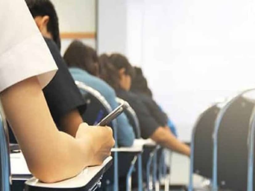 এছাড়াও ইঞ্জিনিয়ারিং, মেডিক্যাল প্রফেশনাল কোর্স, পোস্ট গ্রাজুয়েশন কোর্স ইত্যাদি বিভিন্ন কোর্সে যারা ভর্তি হয়েছে, সকলের জন্য এই স্বামী বিবেকানন্দ স্কলারশিপের আবেদন প্রক্রিয়া শুরু হয়ে গিয়েছে ইতিমধ্যেই। 