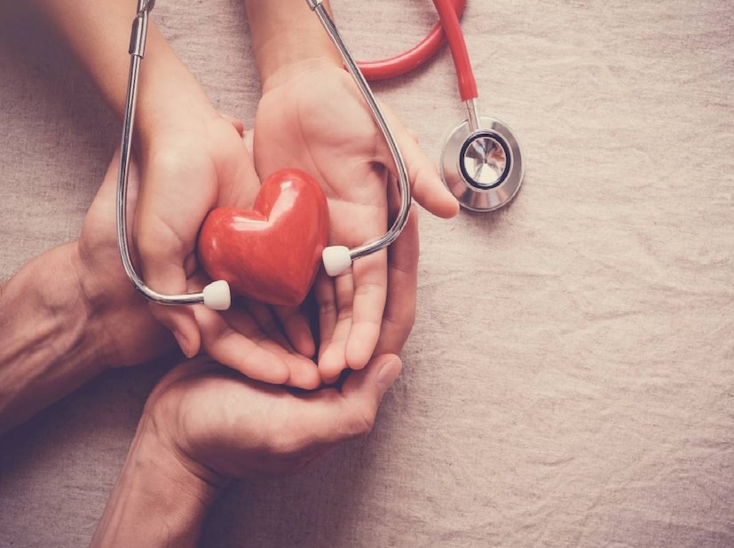 এতে বোঝা যাবে হার্টে কোলেস্টেরলের মাত্রা কত। এবং যদি কোলেস্টেলের কারণে হার্টের ক্ষতি হয়ে থাকে, তাহলে ক্যারোটিন ডপলার পরীক্ষা করান। 