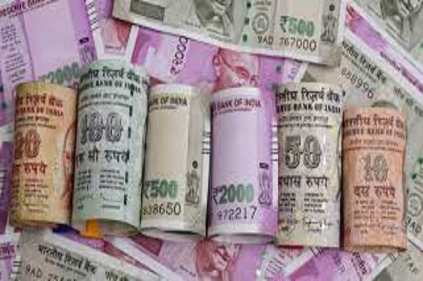 ক্ষুদ্র সঞ্চয় প্রকল্প অত্যন্ত গুরুত্বপূর্ণ একটি প্রকল্প ৷ যার সাহায্যে অত্যন্ত ভাল পরিমাণে টাকা পয়সা রোজগার করা সম্ভব হতে পারে ৷ প্রতীকী ছবি ৷