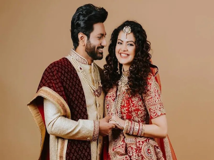 তাঁর পাশে সবসময় রয়েছেন স্বামী ও জনপ্রিয় সুরকার মিঠুন। তিনি বলেন, 'যদি কোনও কনসার্ট না থাকে, আয় না থাকে, তবুও একটি শিশুর অস্ত্রোপচার থামবে না।' 