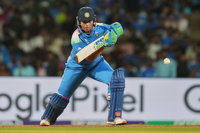 বিশ্বকাপ ফাইনালে গুরুত্বপূর্ণ ২৪ বলে ৩৪ রান করেন রিচা। সিএবির তরফ থেকে দেওয়া হবে ৩৪ লক্ষ টাকার আর্থিক পুরস্কার। ৩৪ রান করার জন্যই ৩৪ লক্ষ টাকা পুরস্কার।