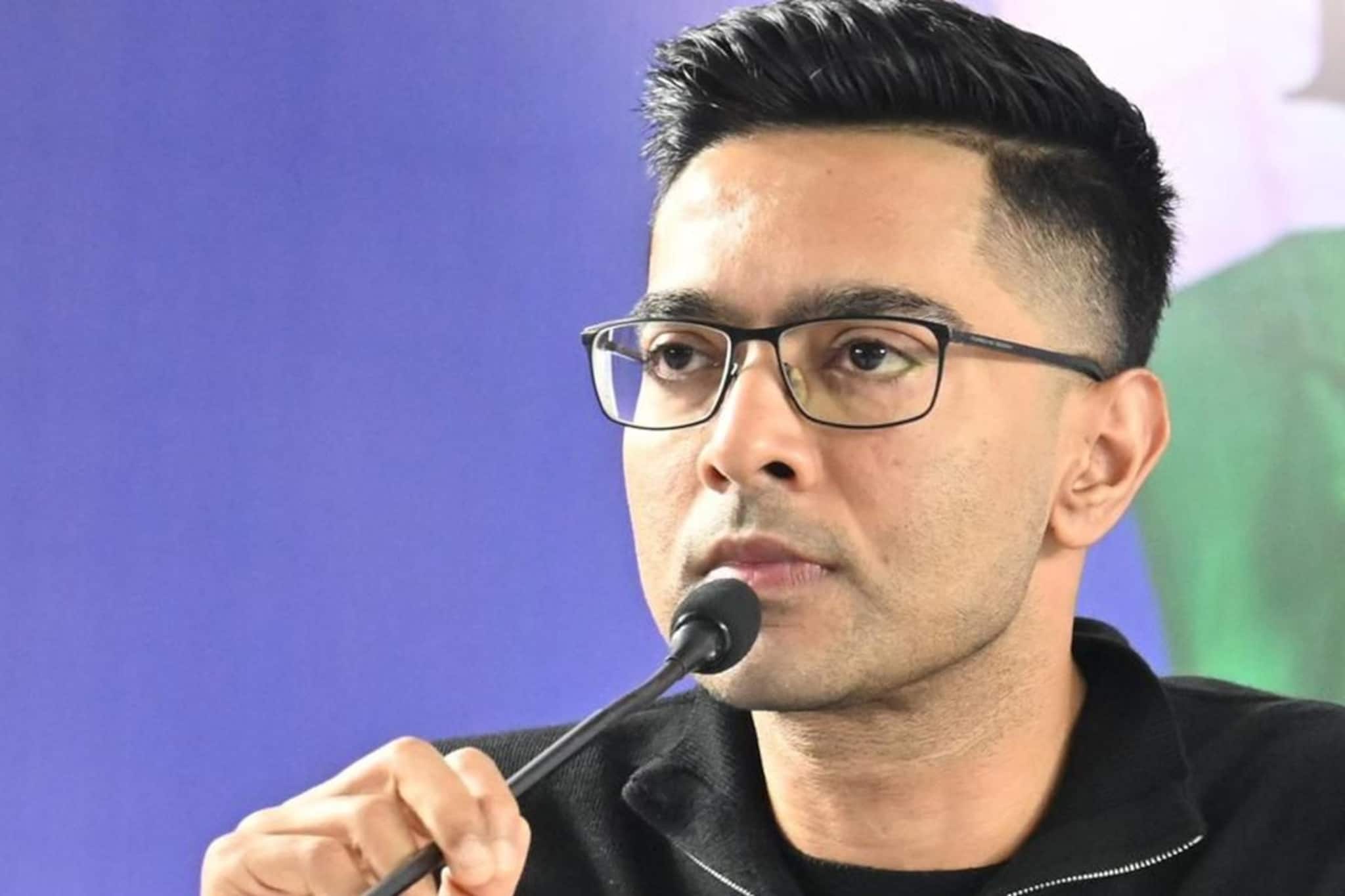 শিথিলতা দেখানো চলবে না,স্পষ্ট বার্তা অভিষেকের,বেশ কয়েকটি জেলায় বিশেষ দায়িত্বে ‘স্পেশাল ১৪’