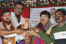 উদ্বাস্তুদের জমি রেকর্ড করে মানবিক দৃষ্টান্ত, বিদায়বেলায় সম্বর্ধিত এডিএম অসিম পাল