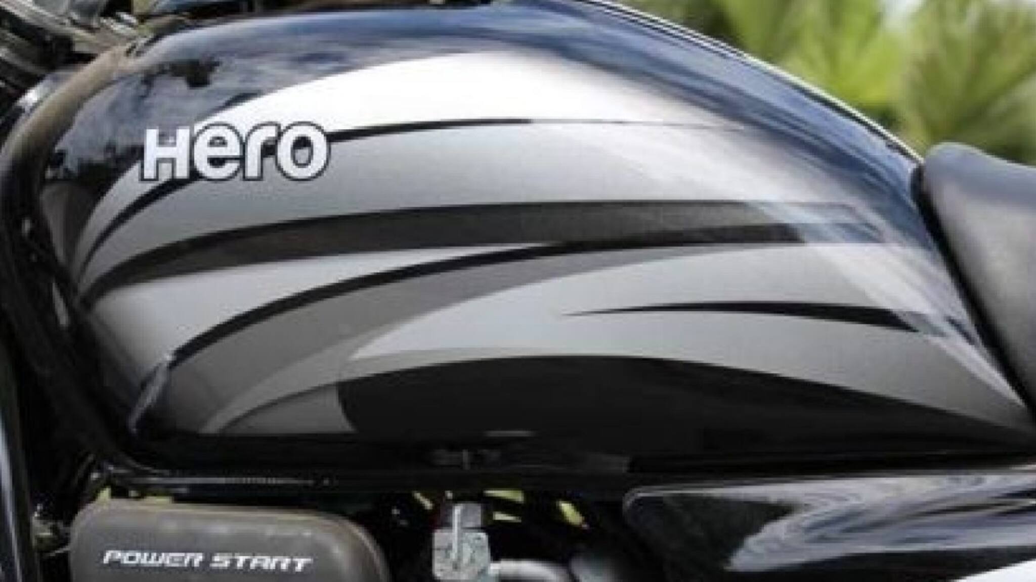 GST Reduced : জিএসটি কমতেই সব থেকে বেশি বিক্রি হয়েছে দু'টো বাইক! দাম কমেছে অনেকটাই, রেকর্ড হারে হচ্ছে বুকিং