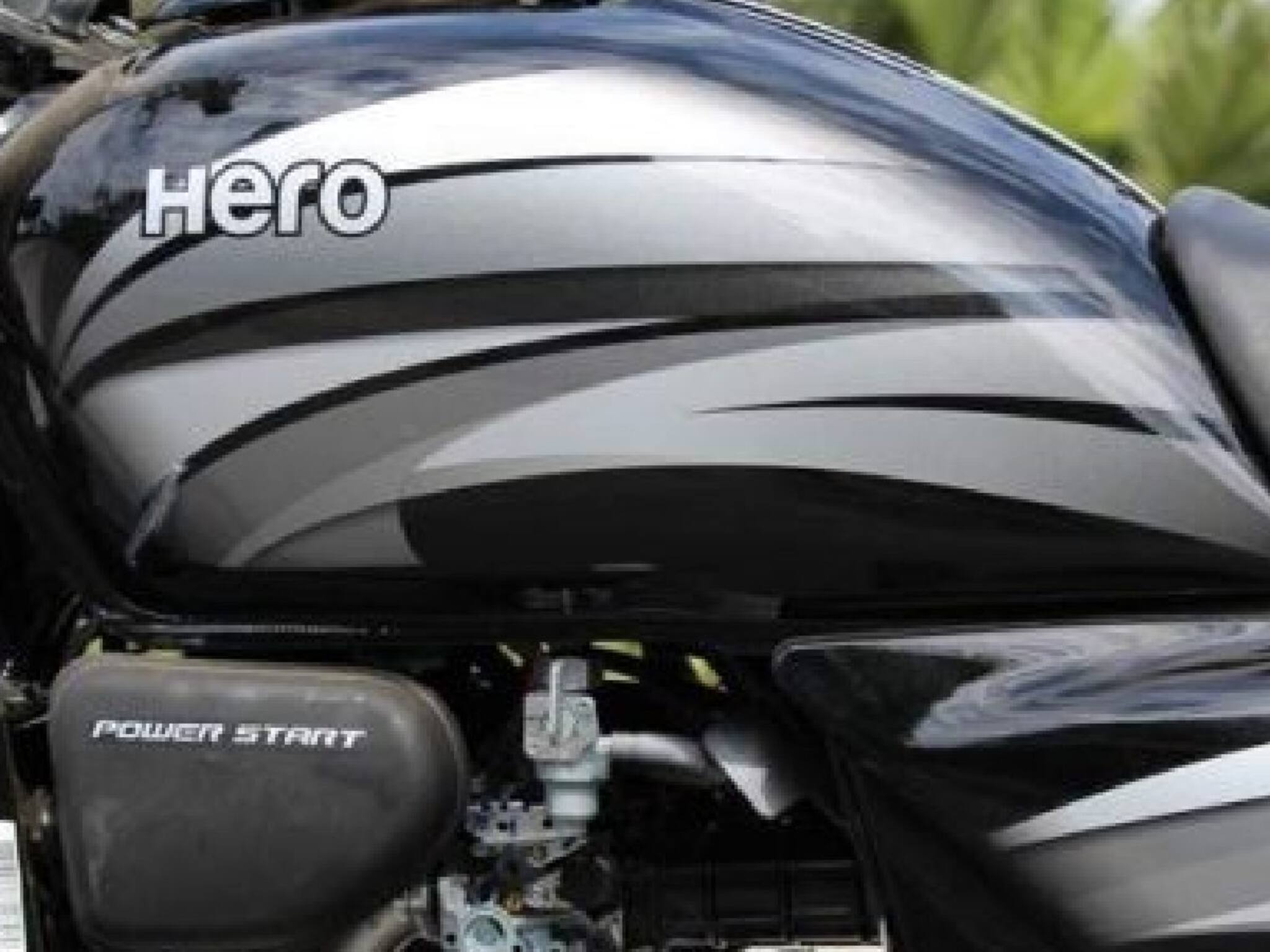 GST Reduced : জিএসটি কমতেই সব থেকে বেশি বিক্রি হয়েছে দু'টো বাইক! দাম কমেছে অনেকটাই, রেকর্ড হারে হচ্ছে বুকিং