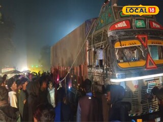 বোলেরো গাড়ির সঙ্গে ১২ চাকা লরির মুখোমুখি সংঘর্ষ