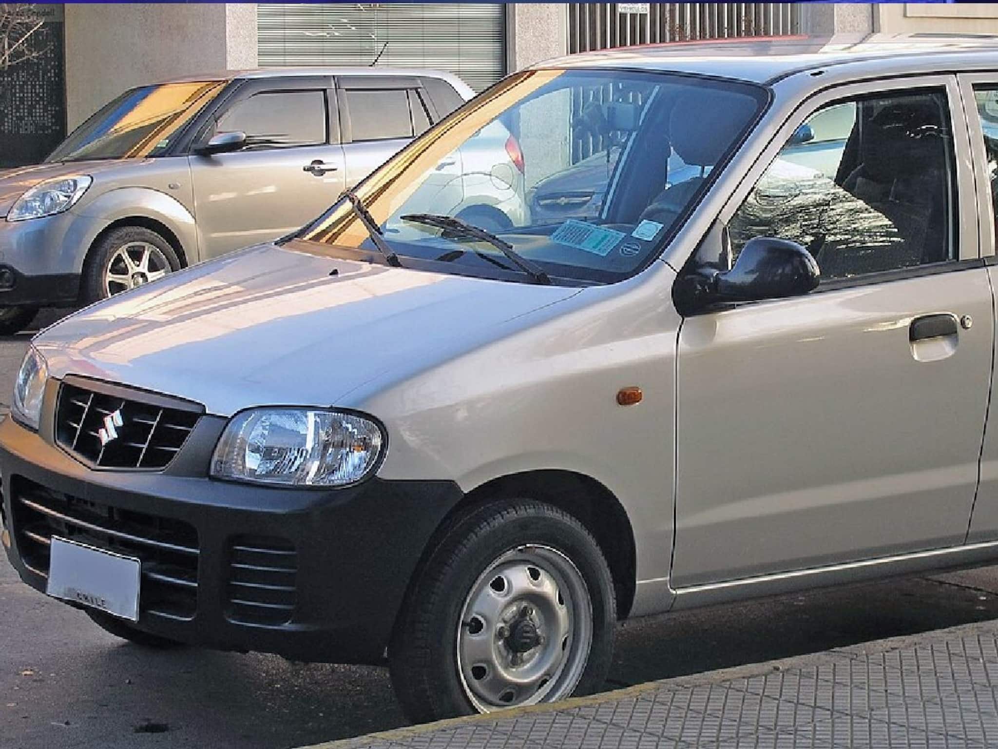 Maruti Suzuki Alto : ২৫ বছর আগে এসেছিল, ছোট হলেও ভারতের গাড়ি বাজারের চেহারা বদলে দিয়ে ইতিহাস সৃষ্টি করেছিল এই গাড়ি