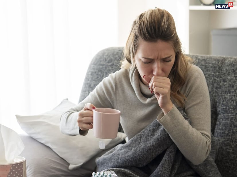 ড. মউর্যের কথায়, এই মিশ্রণ সর্দি-কাশিতে ভোগা রোগীদের দ্রুত আরাম দেয় এবং অনেক সময় জটিল সমস্যা পর্যন্ত উপশম করতে পারে। গ্রামের মানুষ এখনও আধুনিক ওষুধের পাশাপাশি সবচেয়ে বেশি ভরসা রাখেন এই সহজ দেশি পদ্ধতিতে। বহু ক্ষেত্রে দেখা গিয়েছে, বাজারের ওষুধ কাজ না করলেও গুড়-হলুদের মিশ্রণ খেলে উপকার মিলেছে।