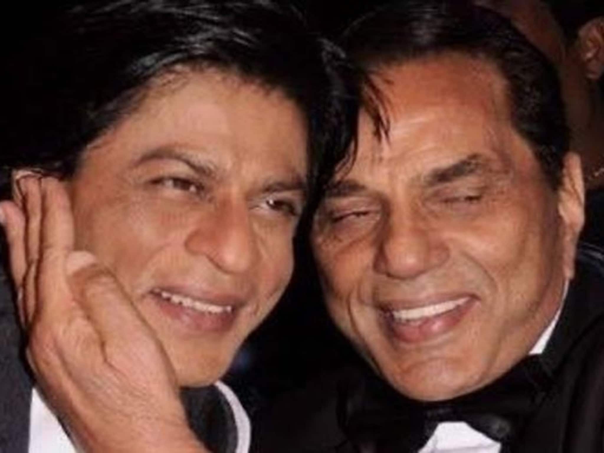 ‘আমার কাছে উনি বাবার মতো...’ ধর্মেন্দ্রর প্রয়াণে শাহরুখের আবেগঘন পোস্ট