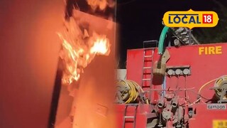 ঘটনাস্থলে দমকলের ইঞ্জিন