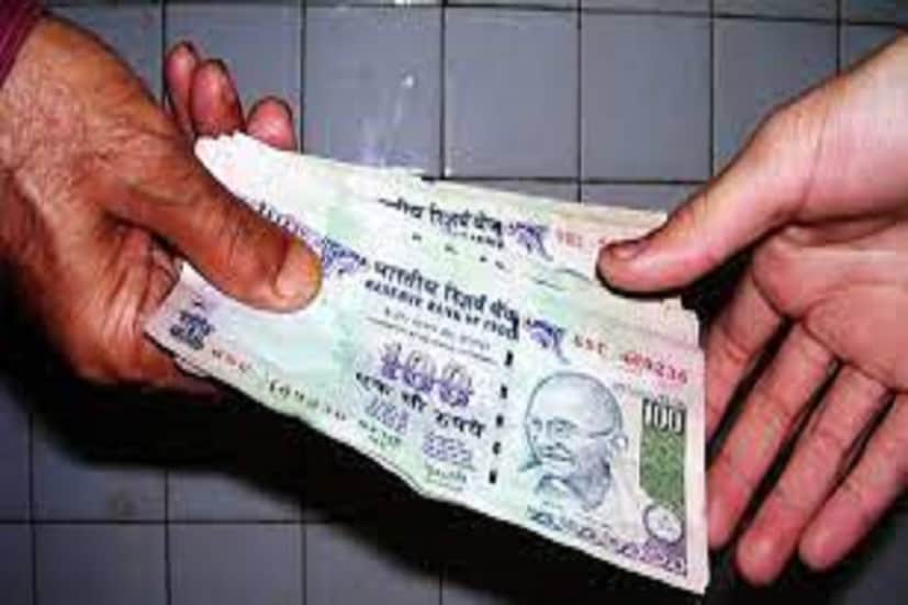 Bandhan Bank-এর ৩ বছরের এফডিতে সুদের হার ৭.০০%  যা এই মুহূর্তে সব থেকে বেশি সুদের হার ৷ বিনিয়োগকারীদের জন্য অত্যন্ত বড় রিটার্ন ৷ স্বল্প বিনিয়োগের ক্ষেত্রে অত্যন্ত বড় একটি মাধ্যম ৷ প্রতীকী ছবি ৷