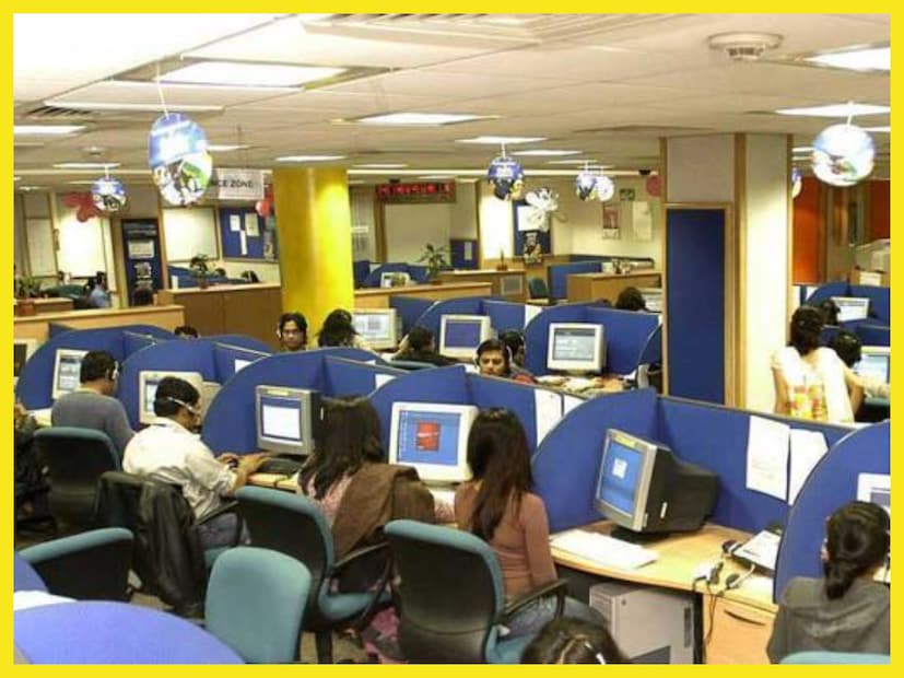 ওভার টাইম করলে সাধারণ বেতনের তুলায় টাকা দ্বিগুণ পাবেন কর্মীরা ৷ বিপদজ্জনক ক্ষেত্রে যাঁরা কাজ করছেন তাঁদের জন্য নিরাপত্তা ব্যবস্থা আরও সুরক্ষিত করতে হবে, নিশ্চিত করতে হবে সবাই যেন উপযুক্ত নিরাপত্তা পান ৷ প্রতীকী ছবি ৷