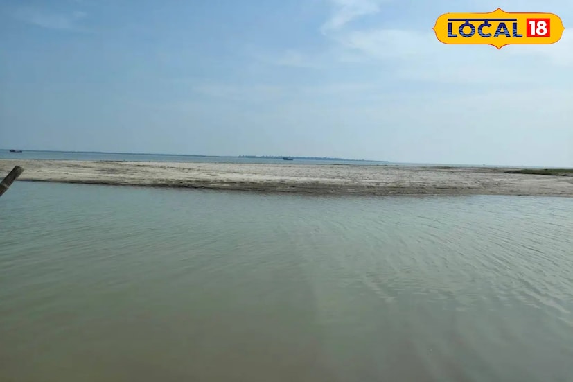 *নামখানা থেকে গাড়িতে চেপে আপনি পৌঁছে যেতে পারেন এখানে। নির্জন সৈকতে একদিকে বঙ্গোপসাগর, অন্যদিকে সুন্দরবনের লোথিয়ান আইল্যান্ড। দ্বীপটি এখনও নির্জন দ্বীপ হিসাবে পরিচিত।