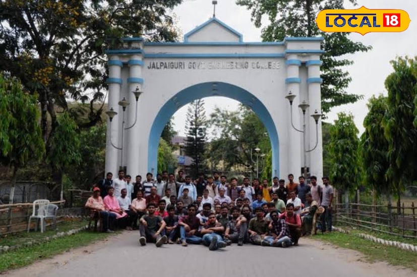 তানিয়ার বাবা ইন্দ্রনীল বন্দ্যোপাধ্যায় একটি বেসরকারি সংস্থায় কর্মরত, মা সংগীতা বন্দ্যোপাধ্যায় গৃহবধূ। একমাত্র মেয়ের এমন সাফল্যে ভীষণ গর্বিত তাঁরা। তানিয়ার কথায়, “গুগল বা মাইক্রোসফটের মতো সংস্থায় কাজ করাই আমার লক্ষ্য ছিল। শ্রেয়াদি গুগলে চাকরি পাওয়ায় অনুপ্রাণিত হই। সেই প্রেরণাতেই এগিয়ে যাই।”