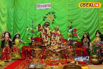 রাসপূর্ণিমার সন্ধ্যায় করুন নারকেল ও সাদা কাপড় দান, মিলবে গ্রহ দোষ থেকে মুক্তি রাসপূর্ণিমার সন্ধ্যায় করুন নারকেল ও সাদা কাপড় দান, মিলবে গ্রহ দোষ থেকে মুক্তি