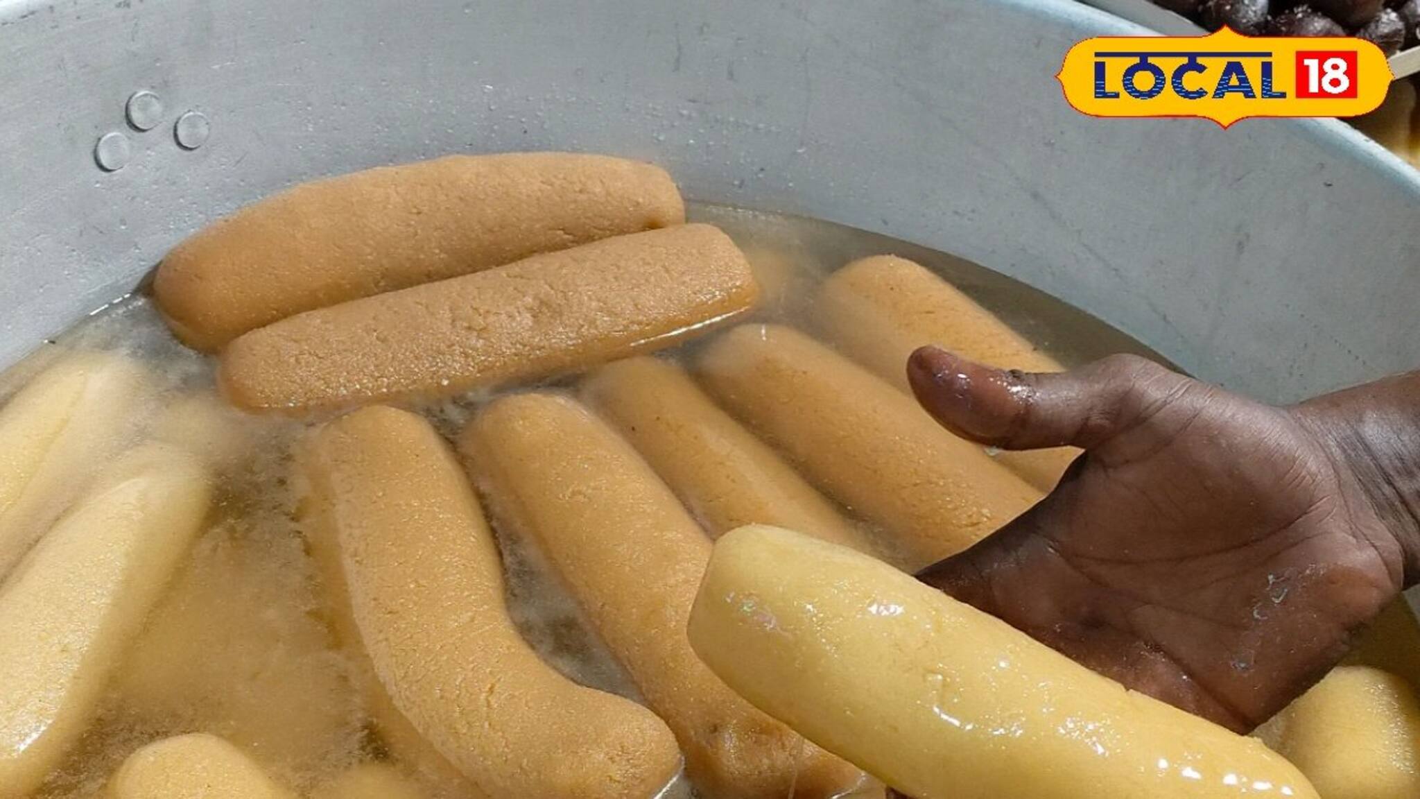 একটা খেলেই পেট ভরবে, শক্তিগড়ের মতো মুর্শিদাবাদেও বিক্রি হচ্ছে পেল্লাই সাইজের ল্যাংচা