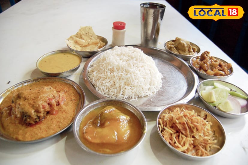 বোলপুর শান্তিনিকেতনের এক হোটেল কর্মচারী জানান, শীতকালে তাঁদের হোটেলে দুপুরের লাঞ্চ এবং রাতের ডিনারের জন্য বিভিন্ন ধরনের খাবারের আয়োজন হয়ে থাকে। বিভিন্ন হোটেলে স্পেশাল কিছু থালি থাকে যেগুলির জন্য খুব কম টাকা খরচ করতে হয়।