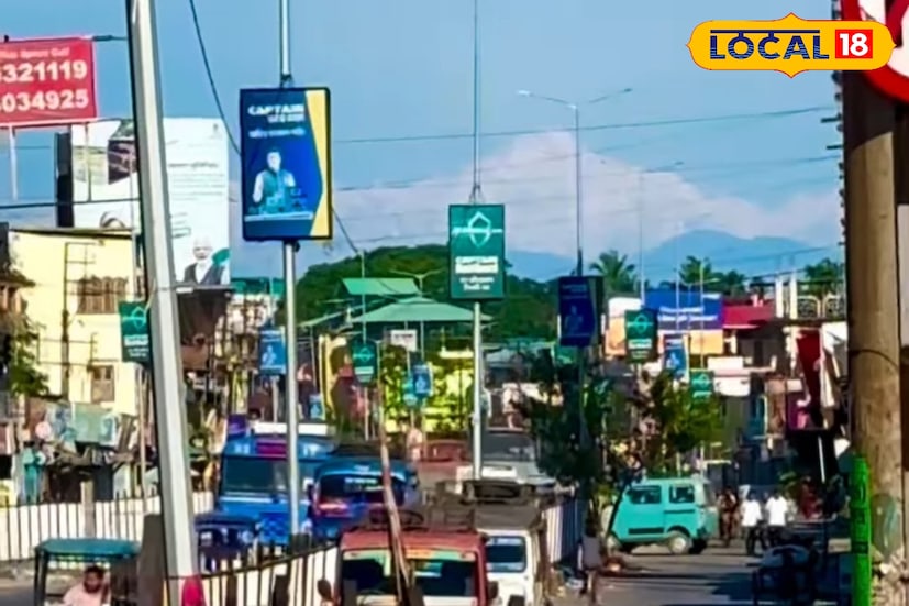 এদিন ফালাকাটাবাসীর সারাদিন কাটল কাঞ্চনজঙ্ঘা কে দেখেই। রাস্তায় দাঁড়িয়ে শ্বেতশুভ্র কাঞ্চনজঙ্ঘাকে দেখে দাঁড়িয়ে গেলেন ফালাকাটাবাসীরা। তুললেন ছবি। ফালাকাটা থেকে কাঞ্চনজঙ্ঘা দেখা যাচ্ছে এ যেন তাঁদের কাছে স্বপ্ন।