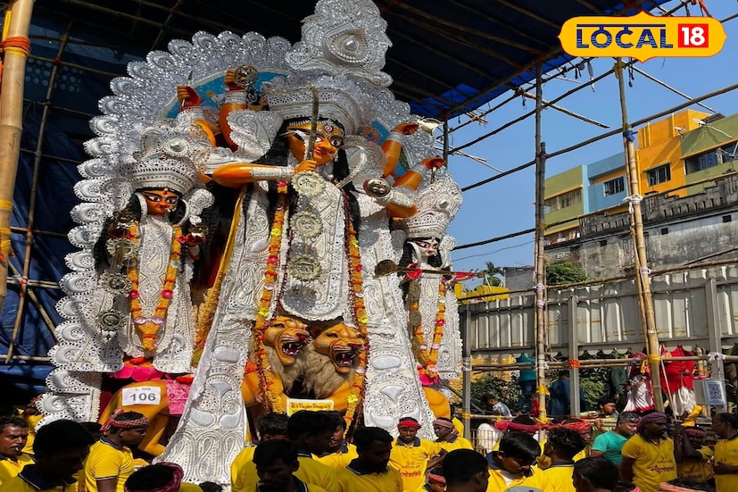 এছাড়াও মহাপ্রসাদ বিতরণের সময় দুপুর তিনটে থেকে। এবং ২০ কার্তিক ইংরেজি ৬ নভেম্বর ২০২৫ বৃহস্পতিবার বেলা একটায় মায়ের শোভাযাত্রা ও নিরঞ্জন হবে বেহারাদের কাঁধে করে।