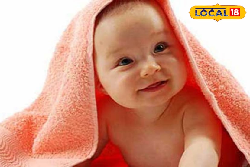 শিশু যেহেতু অধিকাংশ সময় মায়ের সংস্পর্শে থাকে, তাই মা-কে নিজের ব্যক্তিগত হাইজিনের বিষয়টি সুনিশ্চিত করতে হবে। তা না-হলে মা ও শিশু উভয়েরই সংক্রমণের ঝুঁকি থেকে যায়। শিশুকে ধরার আগে হাত ধুয়ে নিতে হবে। আবার যে-ই বাচ্চার কাছে আসুক না-কেন, তাঁদের মাস্ক পরে থাকার নির্দেশ দিন। এ ছাড়াও শিশুর পোশাক, বিছানা, কক্ষকে নিয়মিত পরিষ্কার করতে হবে। বাড়ির প্রতিটি সদস্যকেও এ সময় সঠিক স্বাস্থ্যবিধি মেনে চলার পরামর্শ দেওয়া হচ্ছে।