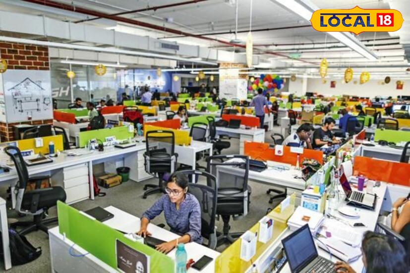 ইচ্ছুক প্রার্থীরা সরকারি ওয়েবসাইট থেকে বিস্তারিত বিজ্ঞপ্তি ও আবেদনপত্রের ফরম্যাট ডাউনলোড করতে পারবেন। বিজ্ঞপ্তিতে উল্লেখ করা হয়েছে, এই পদগুলির উদ্দেশ্য হবে জেলার বিভিন্ন ব্লকে গ্রামীণ জীবিকা উন্নয়ন ও সামাজিক সংগঠনের কার্যক্রমে সহায়তা প্রদান। ছবি ও তথ্য : ঋত্বিক ভট্টাচার্য