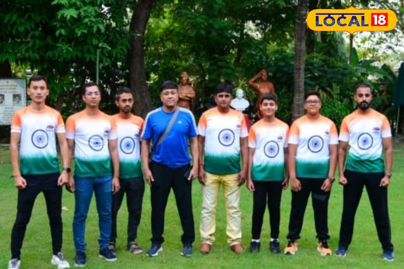 অল ইন্ডিয়া বুডো শোতো ক্যারাটে অ্যাসোসিয়েশনের প্রতিষ্ঠাতা ও অধিকর্তা তীর্থঙ্কর নন্দী ভারতীয় দলের প্রতিনিধিত্ব করছেন। শুভেন্দু দেব ২০১৭ তে মালয়েশিয়াতে রুপো , ২০১৮ তে শ্রীলঙ্কাতে সোনা এবং ২০১৮ তে বাংলাদেশে সোনা জিতেছে।