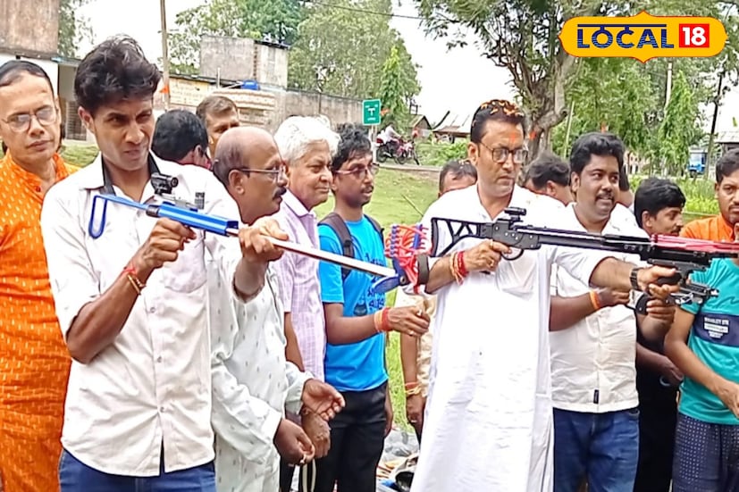 ক্লাব প্রাঙ্গনে ওয়ার্ল্ড স্লিংশট ফেডারেশনের নির্দেশিকা অনুযায়ী ১০ মিটার ও ১৫ মিটার দূরত্বের গুলতি খেলার মাঠও তৈরি করা হয়েছে। জানা গিয়েছে, ইতিমধ্যেই অলিম্পিক কমিটির সঙ্গে সংস্থার প্রাথমিক আলোচনা শুরু হয়েছে। ভবিষ্যতে গুলতির জন্য আন্তর্জাতিক মঞ্চ প্রস্তুত হওয়ার সম্ভাবনাও উজ্জ্বল।