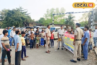 মোবাইলে সেলফি, ভিডিও তোলার অভ্যাস আছে? এখনই সাবধান হয়ে যান
