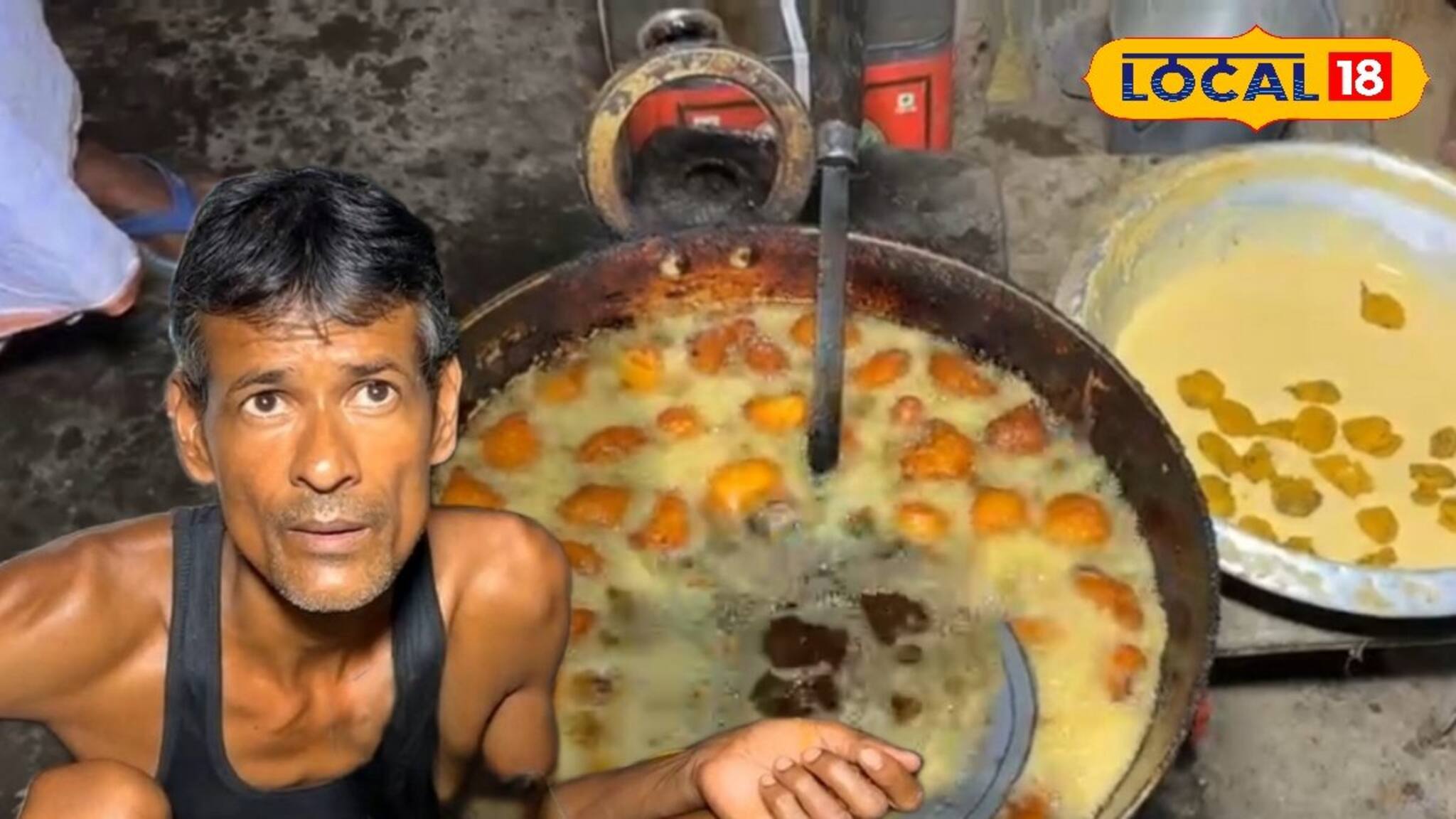 অগ্নিমূল্যের বাজারেও মাত্র ১ টাকায় চপ! বীরভূমের কোমাগ্রামের দিলীপ দে যেন এক আশ্চর্য অধ্যায়