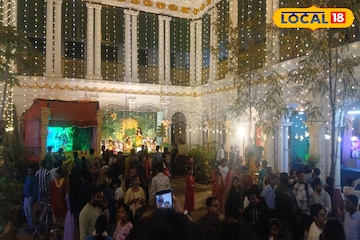 তিন শতাব্দী প্রাচীন আন্দুল কুন্ডু চৌধুরী বাড়ির রাসের আকর্ষণ যান্ত্রিক মডেল তিন শতাব্দী প্রাচীন আন্দুল কুন্ডু চৌধুরী বাড়ির রাসের আকর্ষণ যান্ত্রিক মডেল