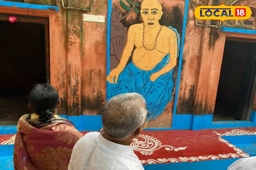 পদ্মারচর, মুক্তকারাগার, কলকলি নদী, ‘হাজারদুয়ারি’ নামে লালগোলার রাজবাড়ির অতিথিশালা ও বঙ্কিমচন্দ্রের স্মৃতিবিজড়িত শৃঙ্খলিত কালীমূর্তি নিয়ে পর্যটনকেন্দ্রের প্রস্তাব এখনও বিশ বাঁও জলের তলায়। লালগোলা রাজবাড়ি পর্যটন কেন্দ্র গড়ে উঠলে পর্যটকদের ভিড় হবে বলে আশা।