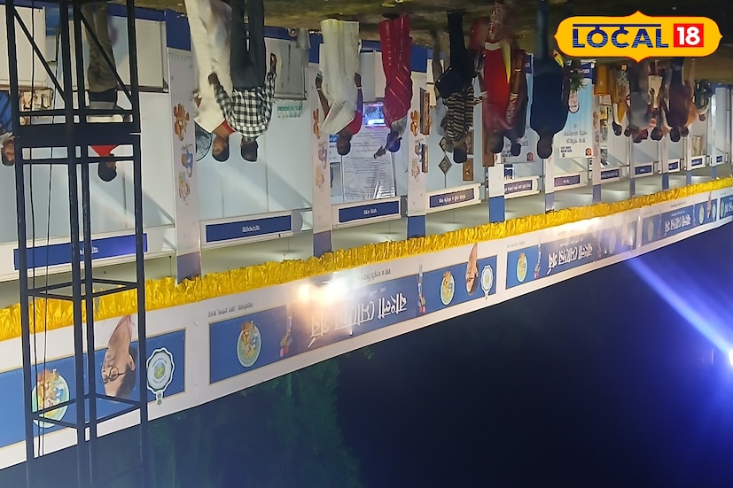 শুধু কেনাকাটা নয়, দর্শনার্থীদের বিনোদনের জন্য প্রতিদিন সন্ধ্যায় মঞ্চে আয়োজন করা হচ্ছে সাংস্কৃতিক অনুষ্ঠান। স্থানীয় শিল্পীদের আবৃত্তি, নাচ, লোকসংগীত এবং আধুনিক গানের পরিবেশনা মেলায় বাড়তি আকর্ষণ যোগ করেছে।খাবারপ্রেমীদের জন্য রয়েছে চাট, ফাস্টফুড, মিষ্টি ও নানান প্রকার স্বাদের খাবারের স্টল।সাংস্কৃতিক আবহ, কেনাকাটা ও খাবারের আয়োজন সব মিলিয়ে উলুবেড়িয়ার সাংস্কৃতিক পরিমণ্ডলে উৎসবের রঙ ছড়িয়েছে ‘বাংলা মোদের গর্ব’ মেলা। ৭,৮, ৯ ই নভেম্বর চলবে। (ছবি ও তথ্য: রাকেশ মাইতি)