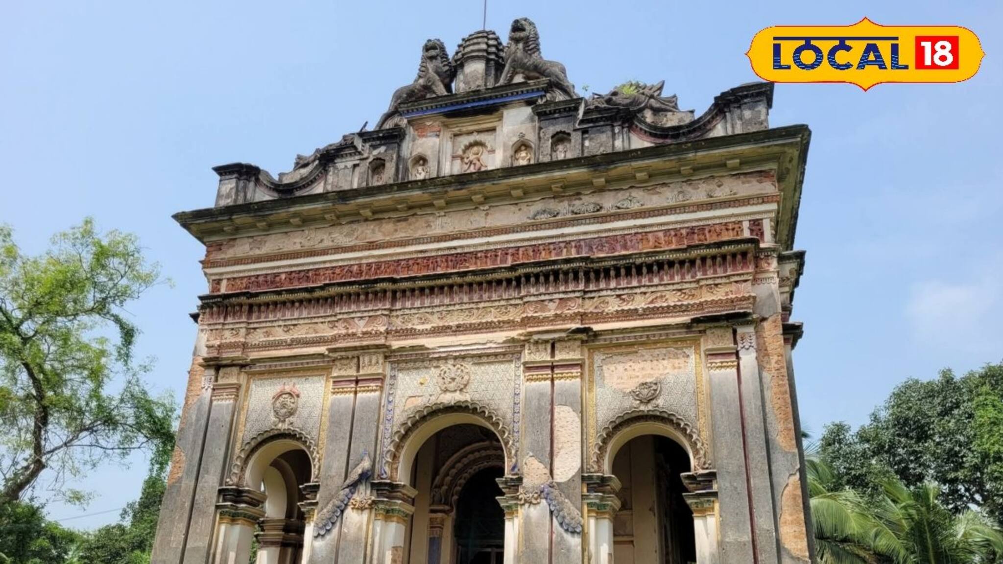 দিঘার পাশেই লুকিয়ে রোমহর্ষক ইতিহাস! ষড়ভুজ গৌরাঙ্গ মন্দিরে একটি কাষ্ঠখণ্ডে ৩ মূর্তি