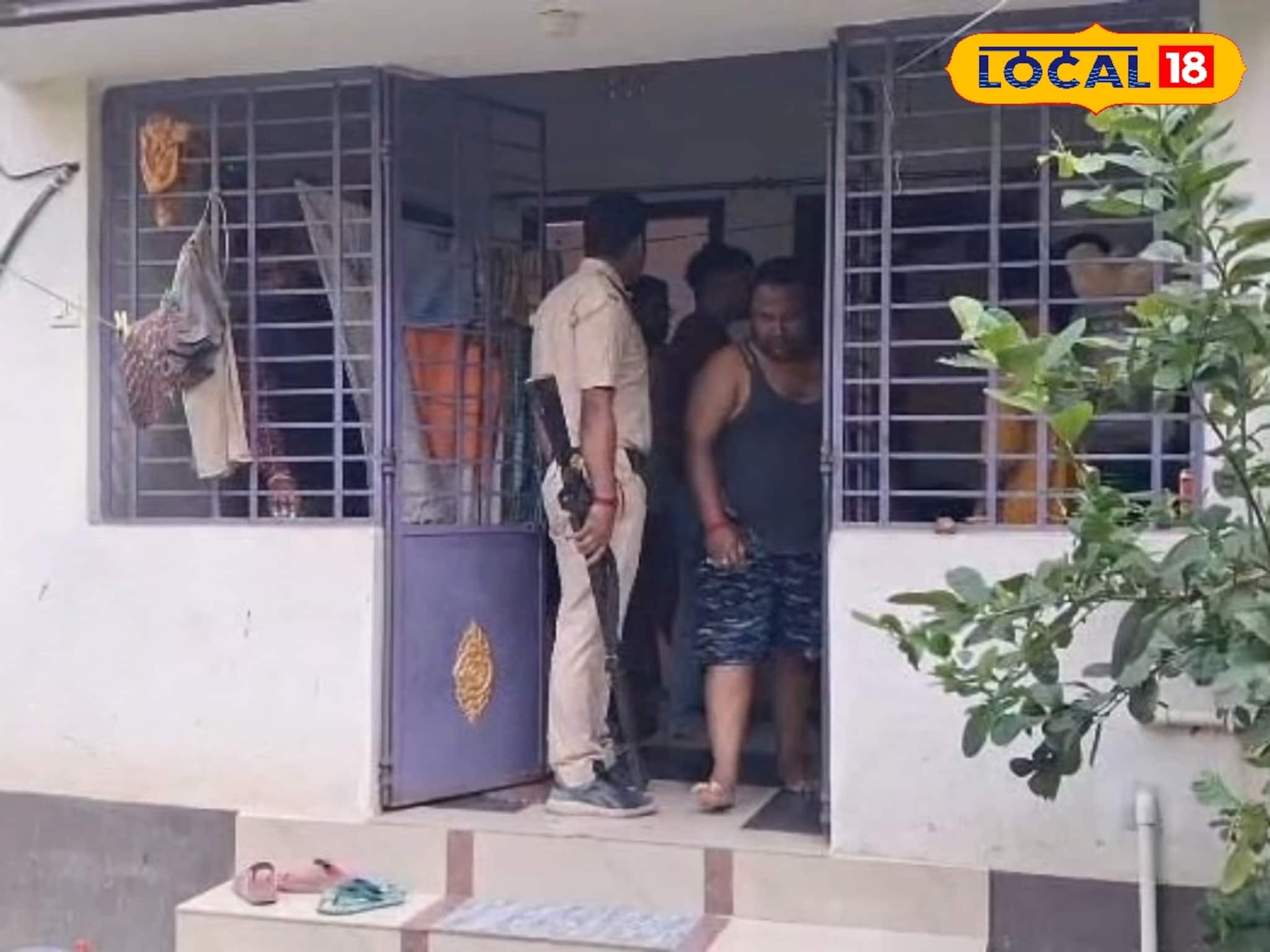 পুলিশের ঘরেই চোরের হানা! নিরাপত্তাহীন ইসলামপুরে বাড়ছে আতঙ্ক, কী হল জানুন