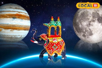 মেষ রাশিতে চন্দ্রের আগমন! গজকেশরী যোগের প্রভাবে সাফল্যে ত্রিভুবন কাঁপাবে ধনু-সহ ৪ রাশি