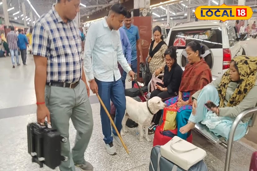 দিল্লির রাস্তায় আত্মঘাতী জঙ্গি হামলায় প্রাণহানির ঘটনা। দেশের গুরুত্বপূর্ণ স্থানে নিরাপত্তা জোরদার। বোম্বে কলকাতার পাশাপাশি হাওড়া রেল স্টেশনে জোরদার করা হয়েছে নিরাপত্তা ব্যবস্থা। হাওড়া স্টেশনের সমস্ত প্লাটফর্মে চলছে টহলদারি। 