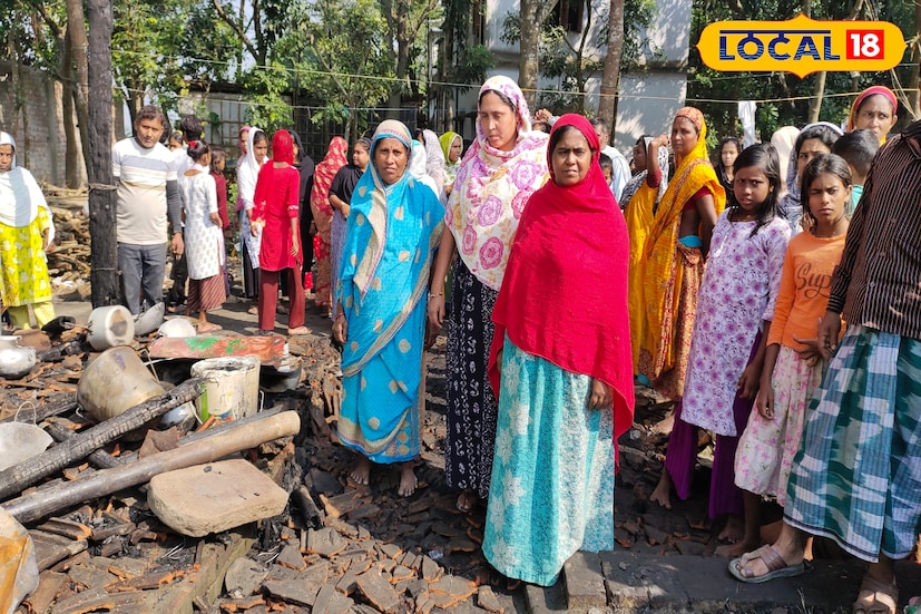 ক্ষতিগ্রস্ত পরিবারের এক সদস্য রুখসানা খাতুন জানান, 