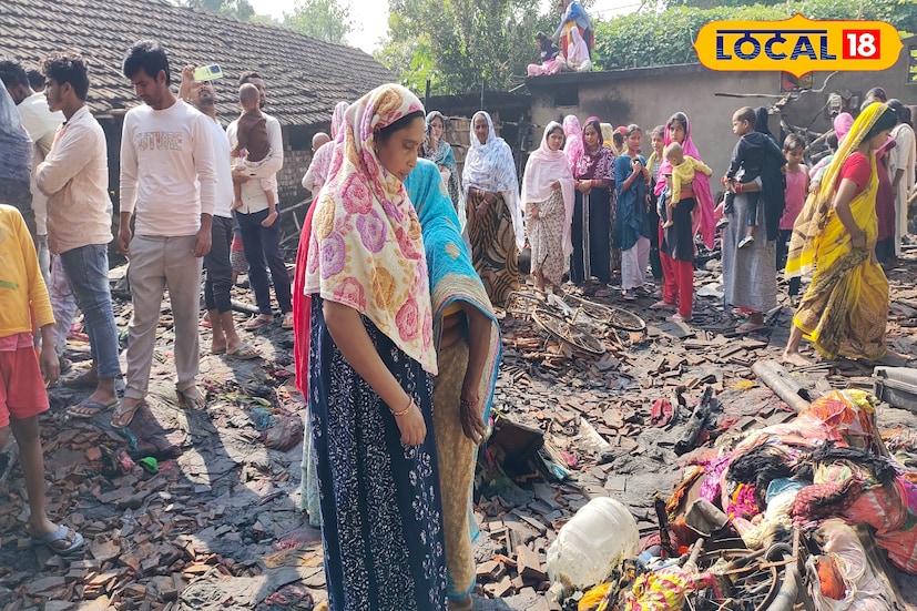 মঙ্গলবার ভোররাতে ঘটনাকে কেন্দ্র করে চাঞ্চল্য ছড়াল মালদহের ইংরেজবাজার থানার অমৃতি গ্রাম পঞ্চায়েতের লালাপুর গ্রামে। পুলিশ ও স্থানীয় সূত্রে জানা গিয়েছে, ঘটনায় আগুনে ক্ষতিগ্রস্ত হয়েছে সারিউল শেখ, রিয়াজুল শেখ ও সালেহা বিবির বাড়ি।