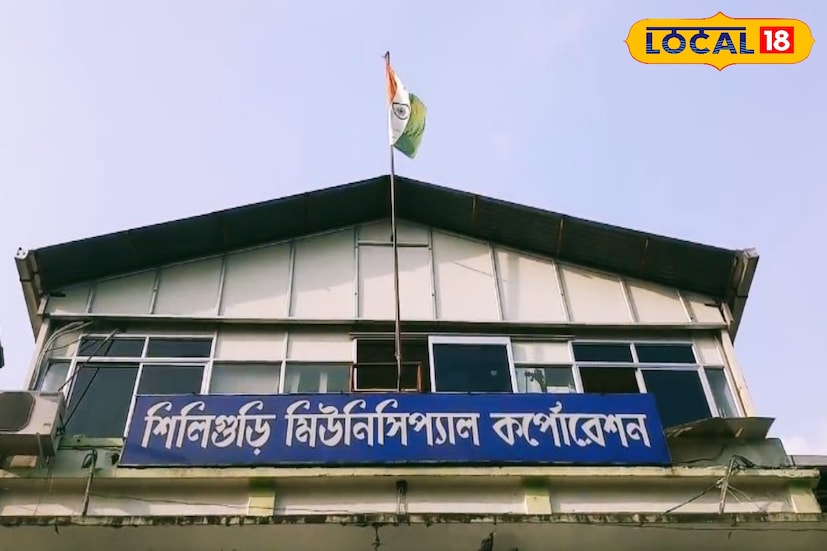 এই প্রকল্পের সুবিধা নিতে হলে আবেদনকারীদের ভোটার কার্ড, আধার কার্ড, ব্যাঙ্ক অ্যাকাউন্টের প্রথম পাতা এবং আধার লিঙ্ক করা সক্রিয় মোবাইল নম্বরের ফটোকপি জমা দিতে হবে। পাশাপাশি, সংশ্লিষ্ট ওয়ার্ড কাউন্সিলর বা বাজার কমিটির সেক্রেটারির কাছ থেকে ভেন্ডার হওয়ার শংসাপত্রে সই ও স্ট্যাম্প থাকা বাধ্যতামূলক।